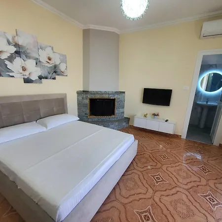 Sandri Sarandë